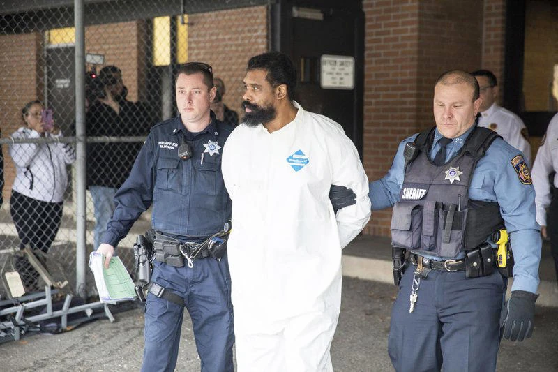 Hero in US Hanukkah attack rejects $20K reward from ‘Zionists’
