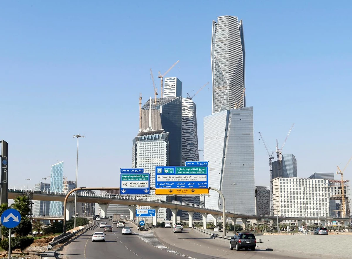 Saudi Crown Prince orders road development project in Riyadh