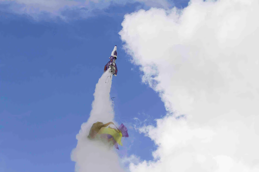 "Mad" Mike Hughes rocket takes off on Feb. 22, 2020, with what appears to be a parachute tearing off during its launch near Barstow, California. (Mercedes Blackehart via AP)