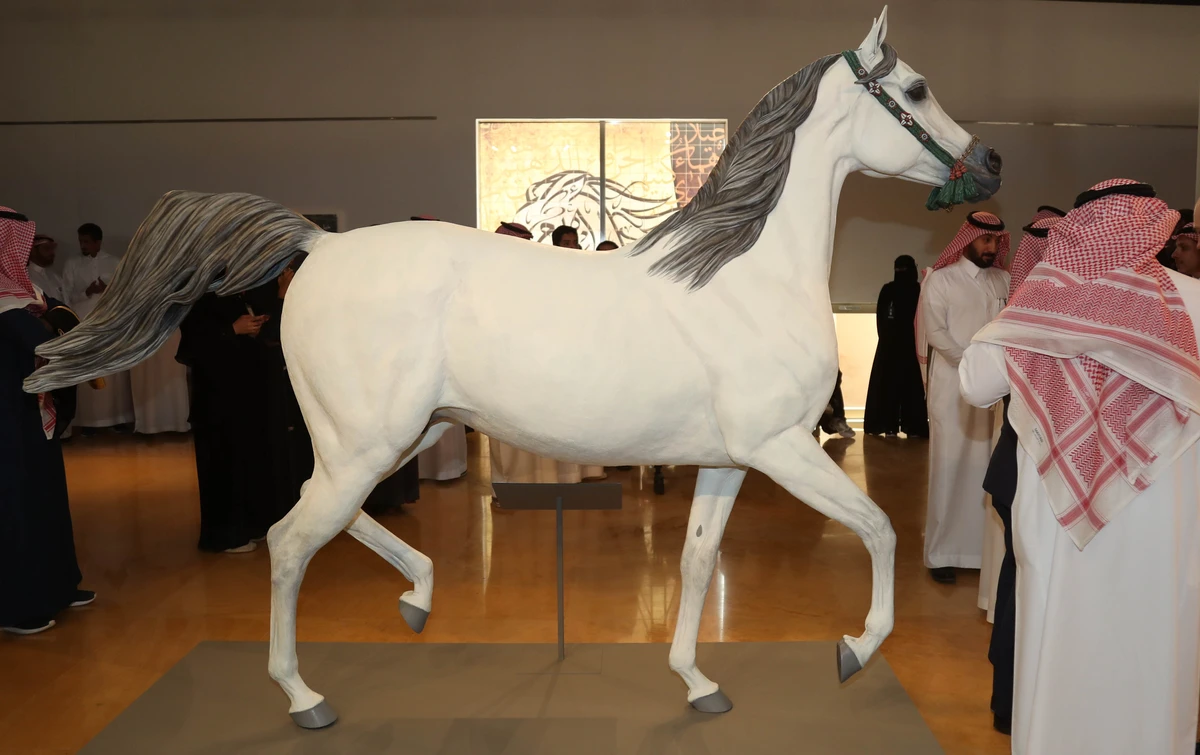A life-size sculpture of Turfa, the Arabian mare presented by King Abdul Aziz to Britain’s King George VI as a coronation gift in 1937, is offering Saudis a ride into the past at its new home in Diriyah. (Supplied)