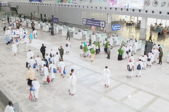 Pilgrims from different countries arriving in Saudi Arabia. (SPA)