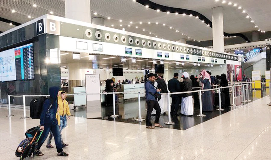 The decision to put a temporary halt will apply to electronic visas obtained online and traditional ones issued upon arrival in the Kingdom. (Photo/Social media)