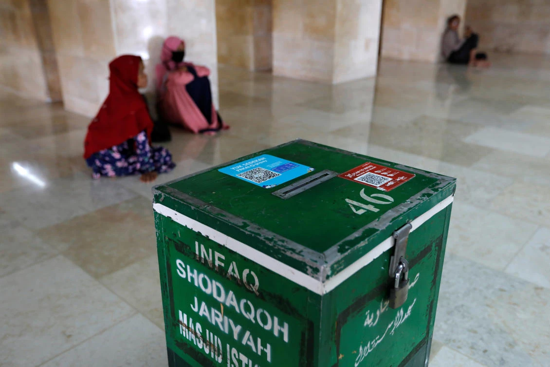 Sharia fintech: Startups race to tap Indonesia growth by aligning with Islam