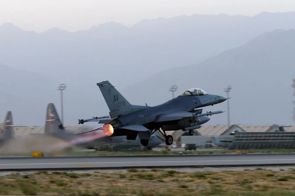 US carries out airstrike on Taliban fighters for first time since Doha deal – spokesman