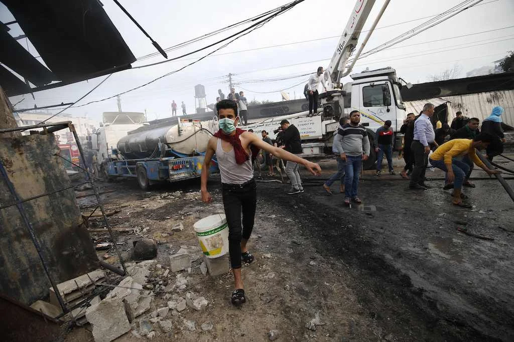 Nine killed in Gaza as bakery fire spreads through packed market