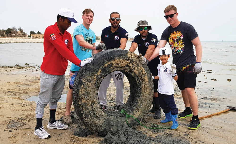 Professor takes the plunge to protect Kuwait’s coral reefs