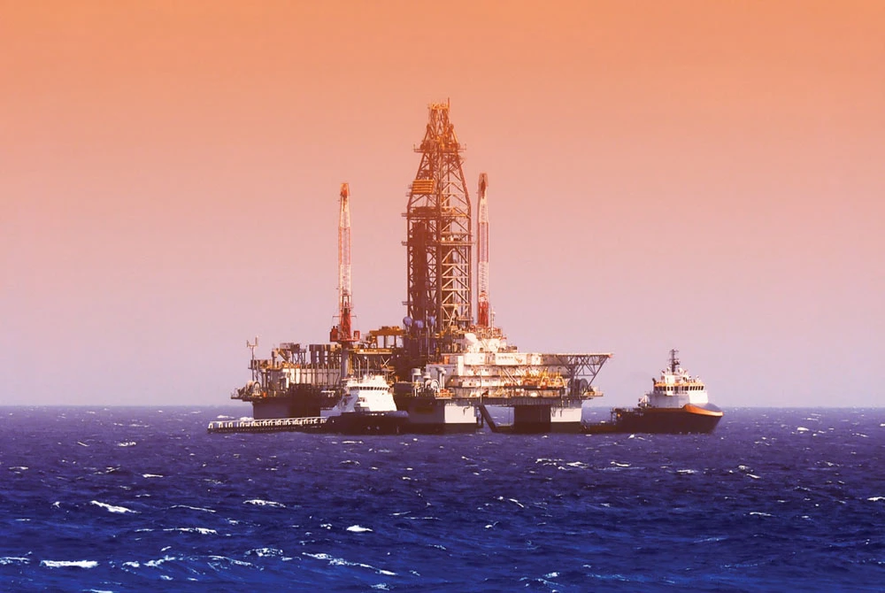 Troubled waters: An oil rig in the Gulf of Mexico. (Shutterstock)