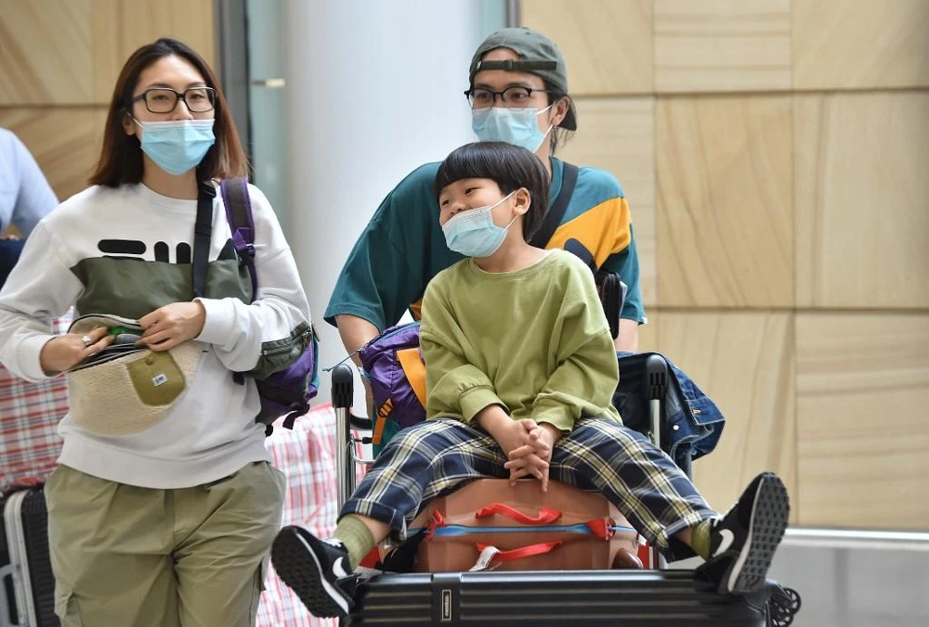 Australia’s premier on Friday warned citizens the coronavirus pandemic is now so widespread that they should reconsider all foreign travel. (AFP)
