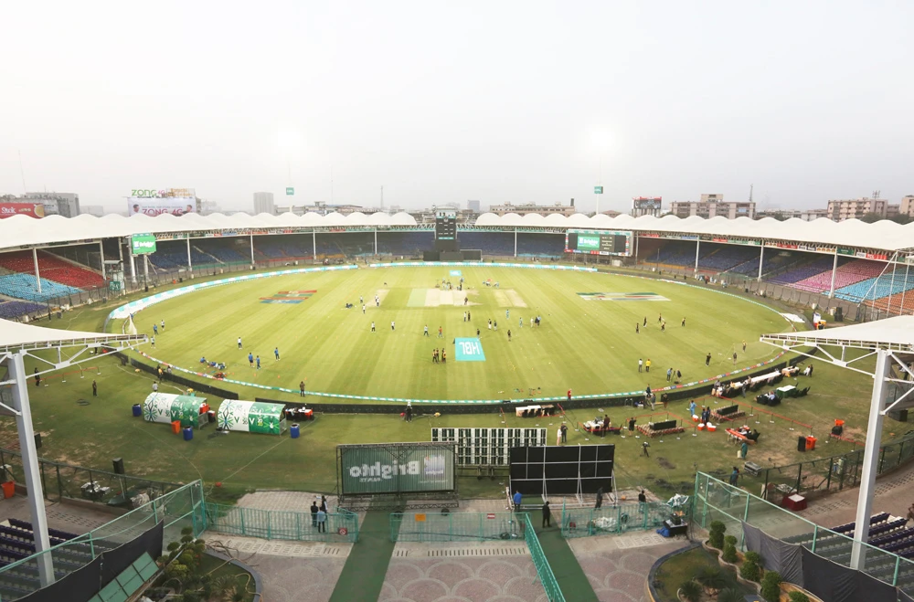 Pakistan Super League to end 4 days ahead of schedule after 10 foreign players withdraw