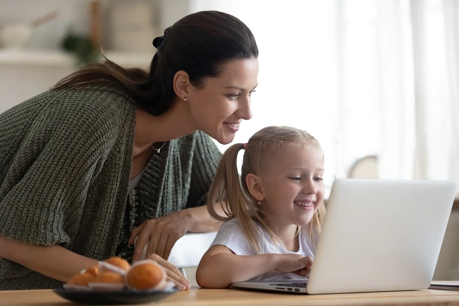 The offer is for families that currently have no home-based Internet supply. (File/Shutterstock)