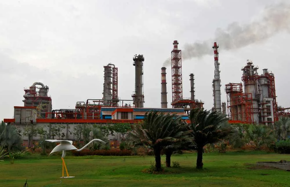 The Essar Oil refinery in Vadinar, in the western state of Gujarat, India. (REUTERS/File Photo)