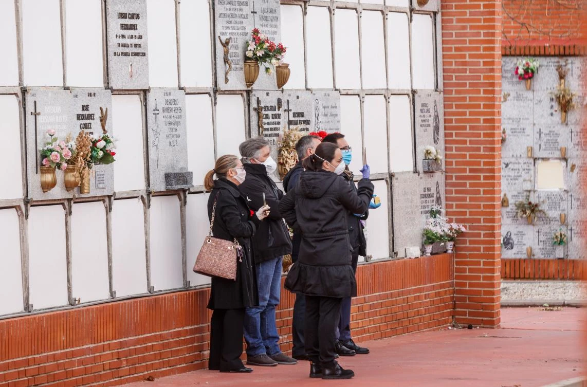 The death rate showed a 27-percent increase on the figures released a day earlier, with the number of confirmed cases of COVID-19 rising to 33,089 in Spain, one of the worst-hit countries in the world after China and Italy. (AFP)
