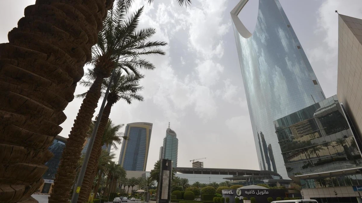A photo taken on March 18, 2020 shows empty streets in Riyadh amid drastic measures to contain the novel COVID-19 coronavirus disease in the desert kingdom. (AFP)