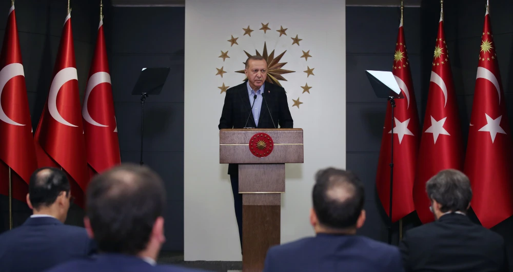 Erdogan under fire over plea for cash
