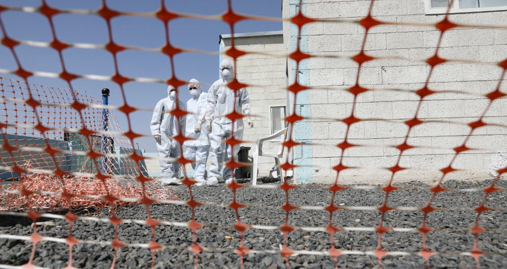 Yemen’s internationally recognized government has ordered provincial governors to take tough measures to prevent the spread of the disease in their provinces. (Reuters)