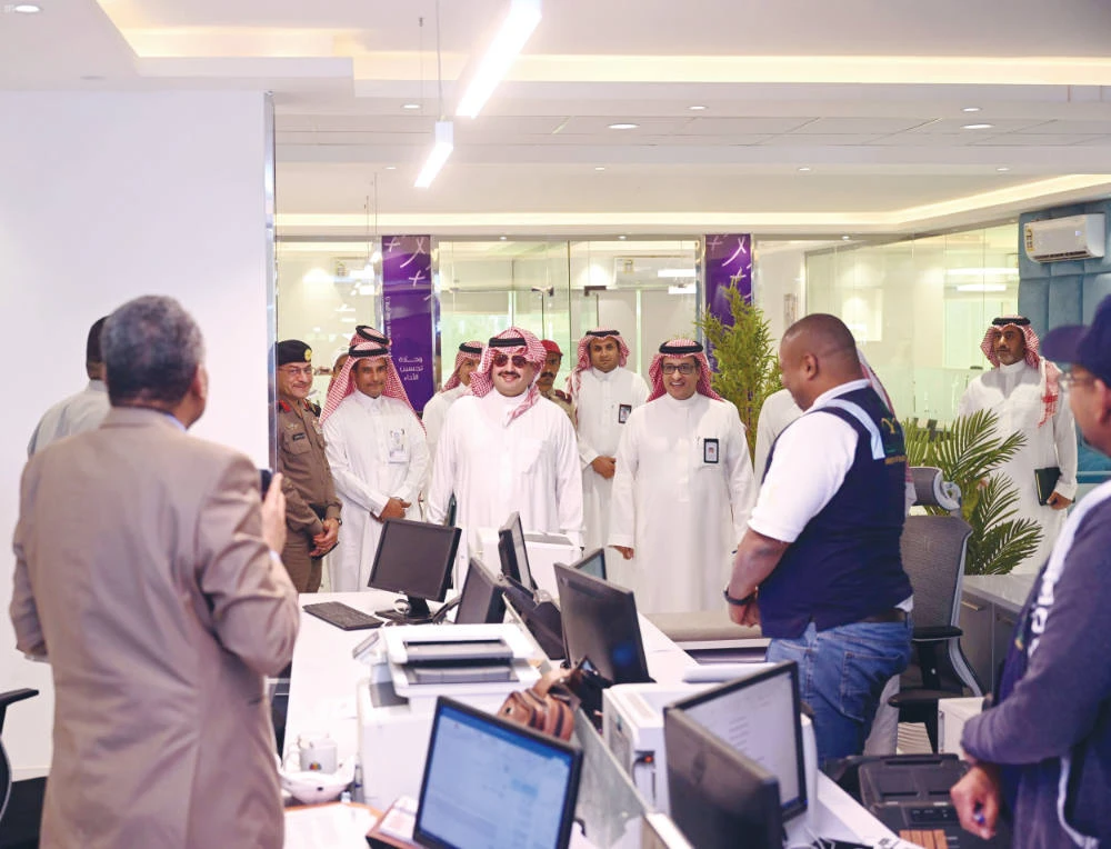 Asir Gov. Prince Turki bin Talal thanked everyone working in the health sector for their efforts to help their country during the crisis. (SPA)