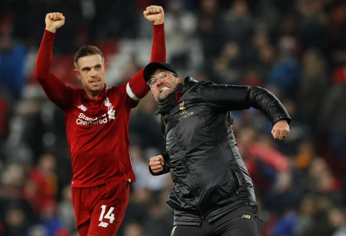 Premier League clubs lobby players to take 30 percent pay hit
