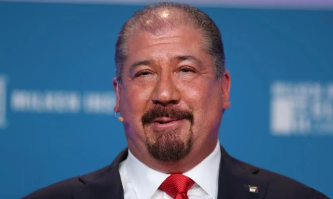 Mark Weinberger