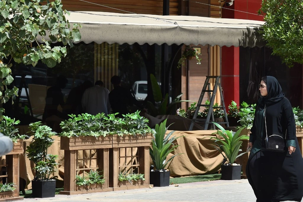 Saudi’s Asir Municipality enforces safe food packaging in restaurants to curb spread of coronavirus