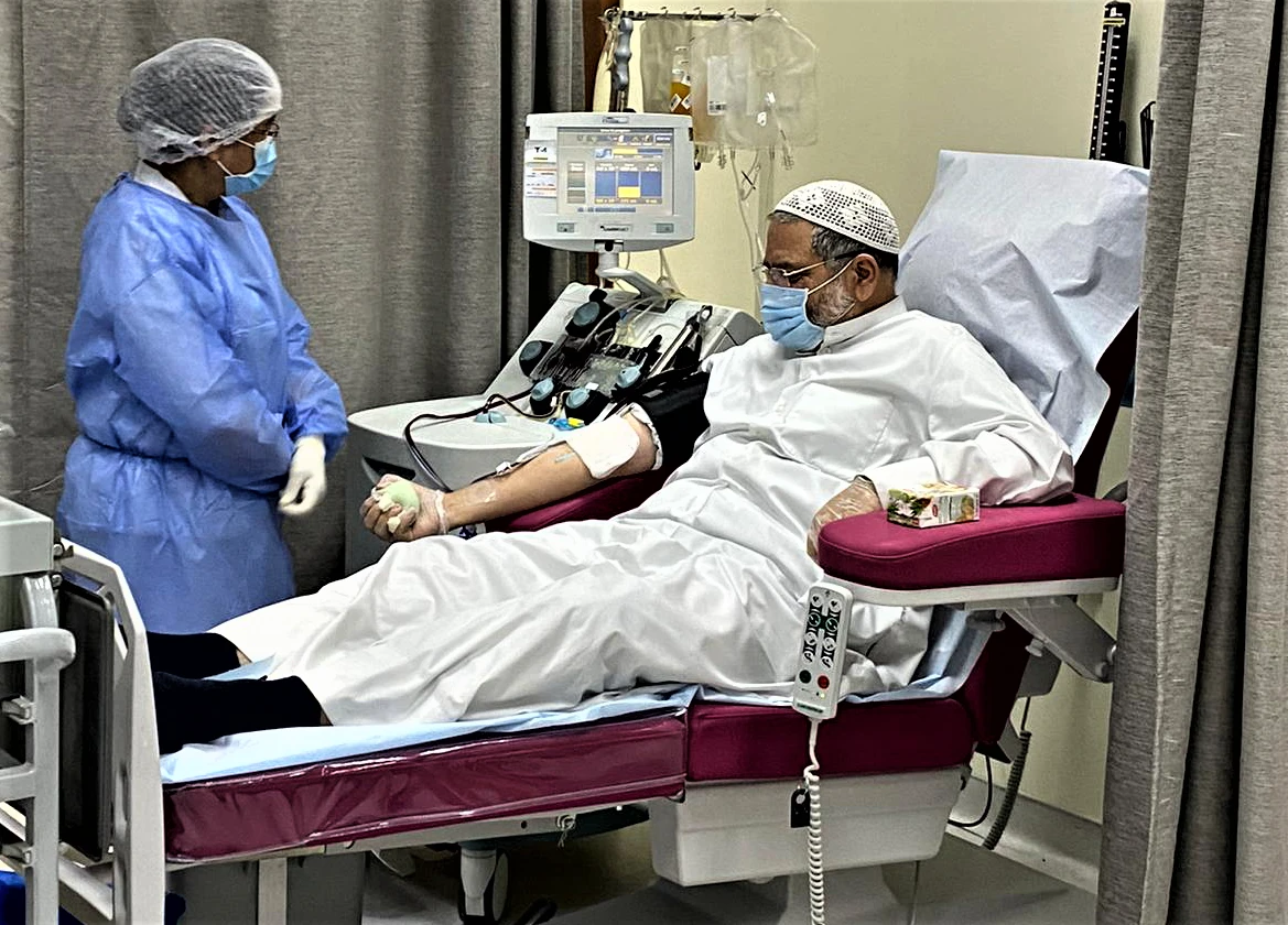 Blood plasma extracted from a former patient could help treat three active patients, Dr. Reem Al-Radhwan of the Kuwait Central Blood Bank said. (KUNA)