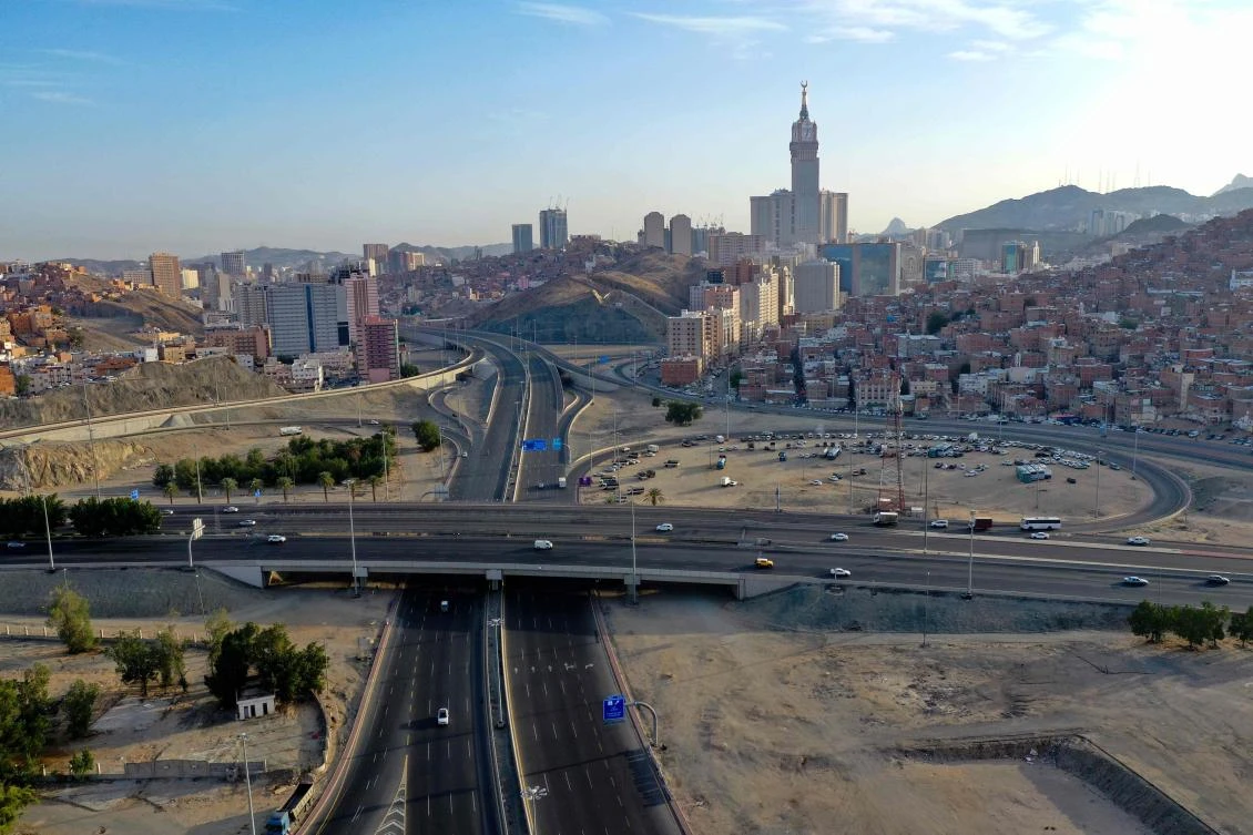 An aerial view shows deserted roads in the Saudi holy city of Makkah on April 8, 2020, during the novel coronavirus pandemic crisis. (AFP)