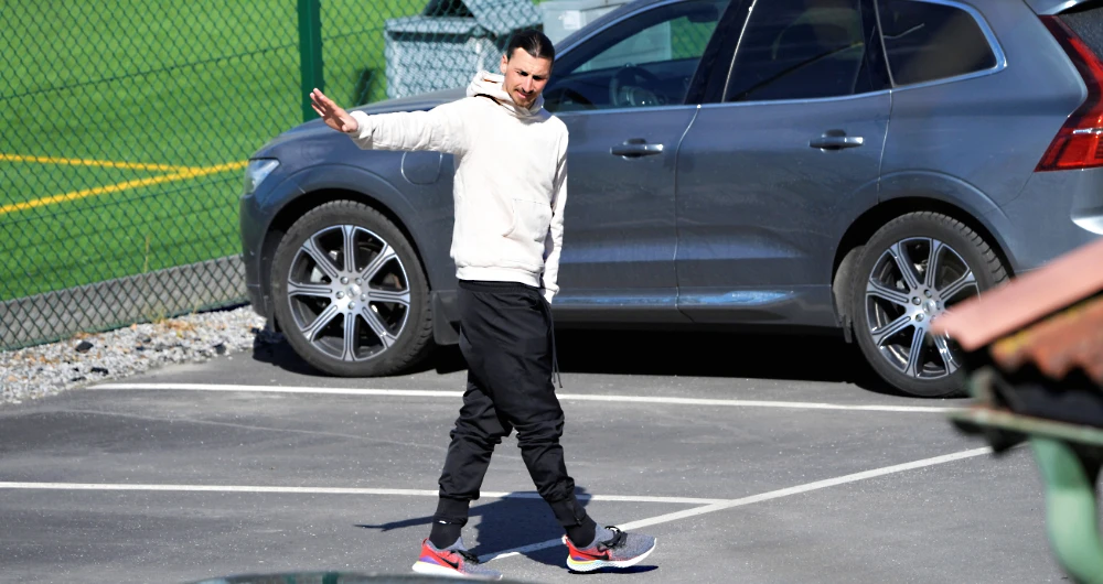 AC Milan’s Swedish forward Zlatan Ibrahimovic after a training session with Hammarby at the Arsta IP training ground in Stockholm on Thursday. (AFP)