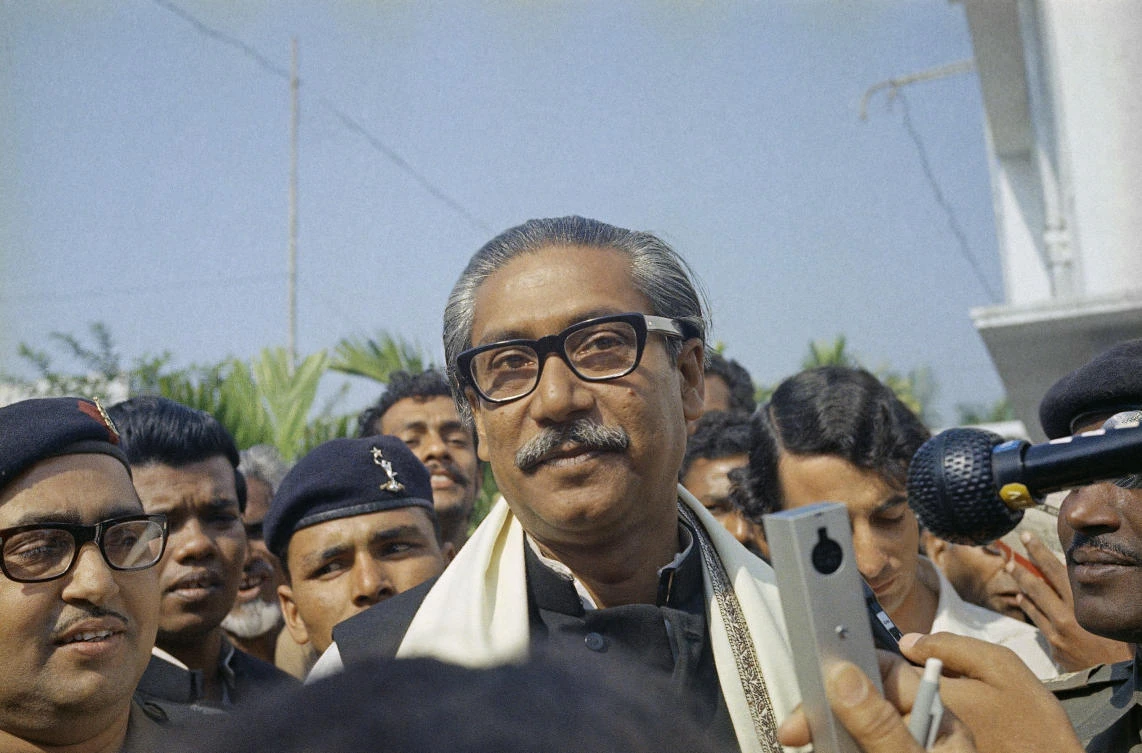 Bangladesh executes killer of founding leader