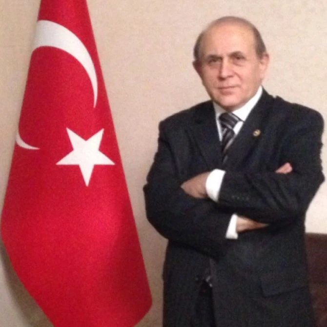 Turkish politician Burhan Kuzu. (Twitter photo)