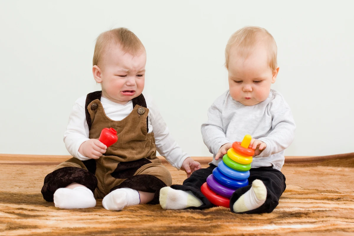 Don’t force them to share with other children when they refuse. (Shutterstock)