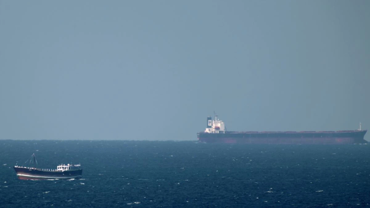 Vessel boarded by armed men in Gulf of Oman released - UKMTO