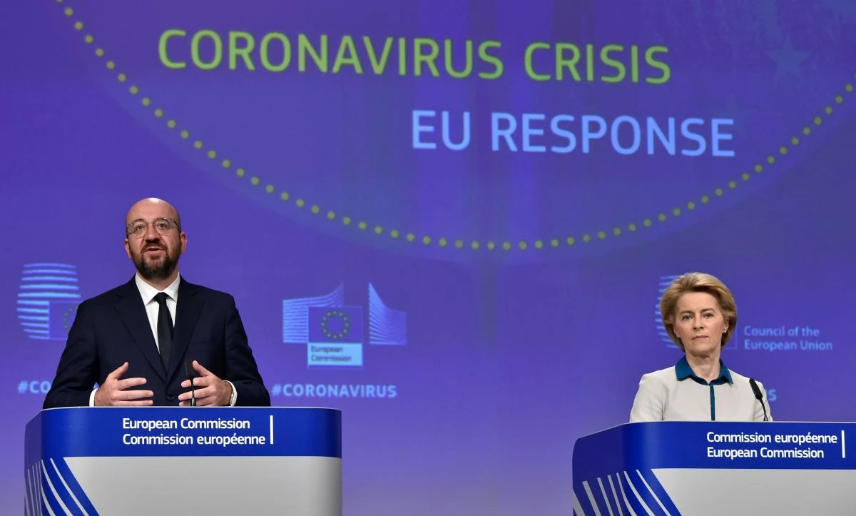The President of European Commission Ursula von der Leyen (R) and the President of the European Council Charles Michel (L) hold a press conference on the European Union (EU) response to the COVID-19 crisis at the EU headquarters in Brussels on April 15, 2020. (AFP)