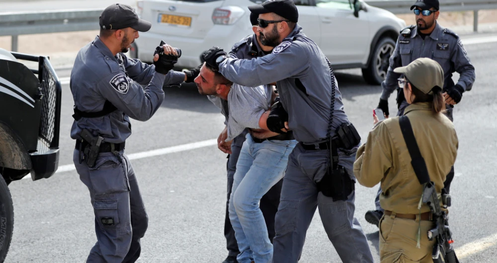 HRW: “Israeli authorities should consider releasing detainees”