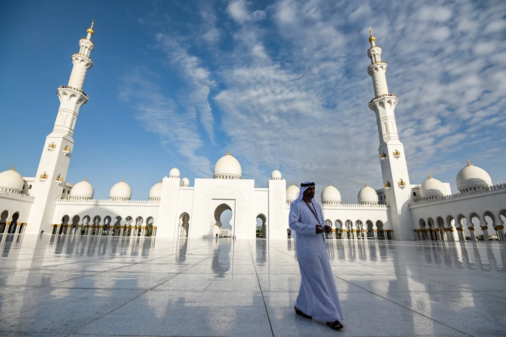Abu Dhabi government officials have been making inspections to assure there are no price violatins amid the coronavirus pandemic. (AFP)