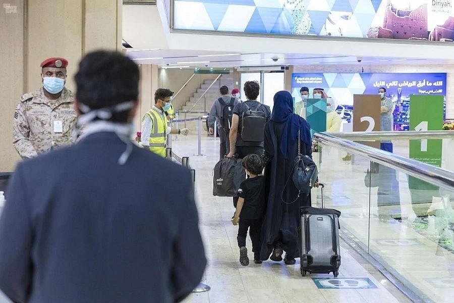 All the 187 Saudis were all coming from Los Angeles, where around 11,300 cases have been confirmed as of Saturday. (SPA)