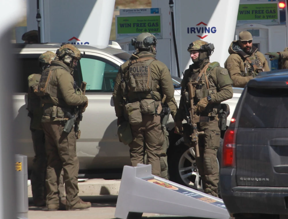 16 killed in shooting rampage, deadliest in Canadian history