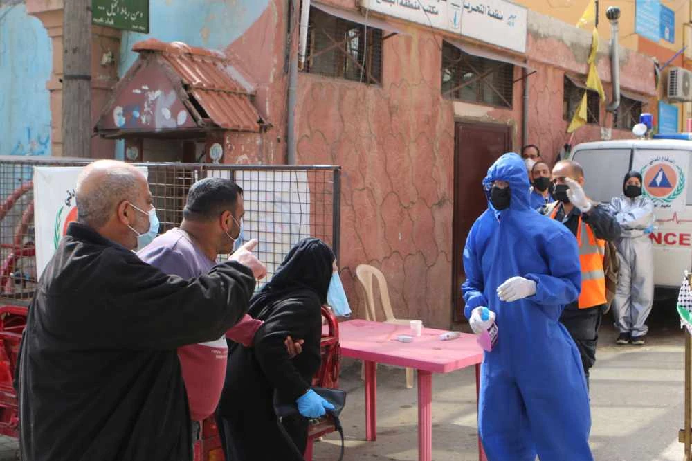 Palestinian factions impose a lockdown on the Jalil Camp for Palestinian refugees in Lebanon's eastern Bekaa Valley on April 22, 2020. (AFP)