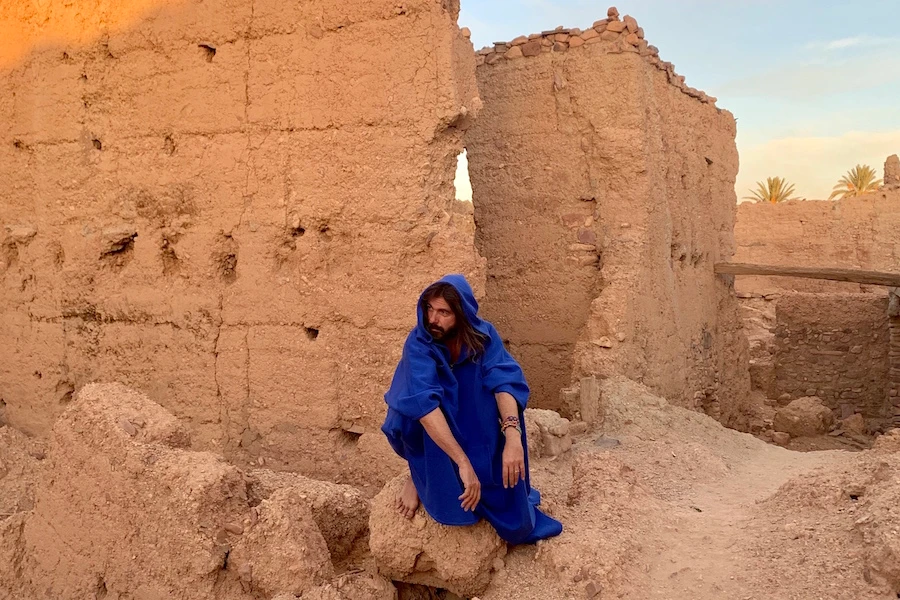 Artist Firouz Farmanfarmaian turns confinement into creativity with his first virtual exhibition