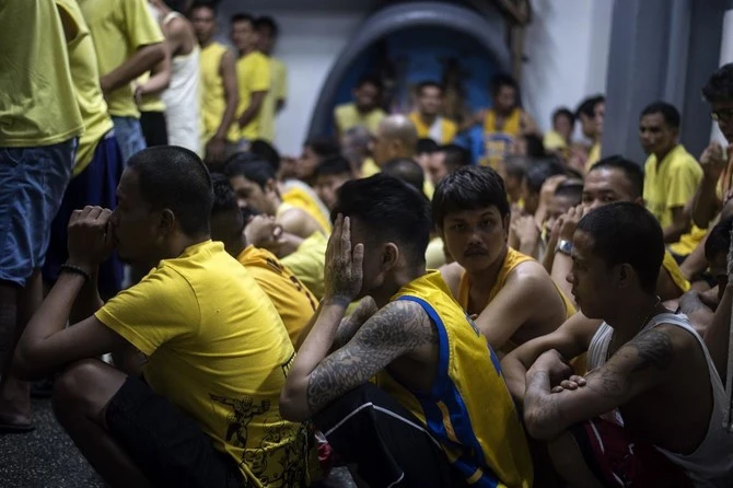 Sick and elderly inmates in Philippine prisons are being prioritized for release after 200 inmates have tested positive for the COVID-19 disease since March. (AFP file photo)