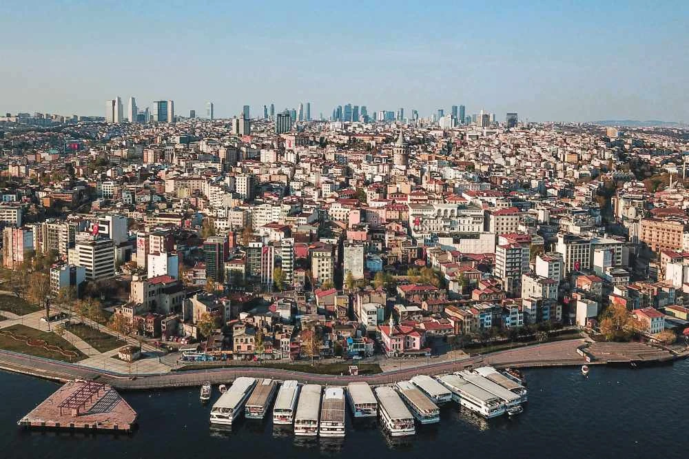 Turkey’s tourism sector is expected to see a huge slump in trade over the Ramadan with travel restrictions forcing many Gulf visitors to cancel trips. (AFP)