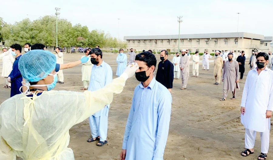 Mass testing for COVID-19 continues in various regions of the Kingdom to ensure control over the spread of the virus. (SPA)