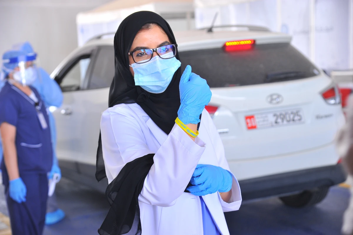 UAE initiative launches proactive wristband against the spread of coronavirus