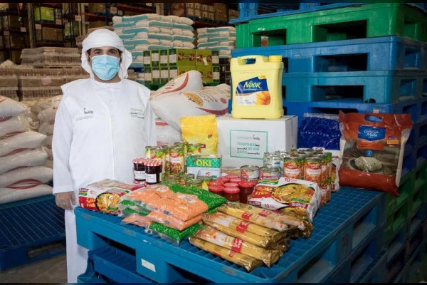 Earlier on May 5, the Authority of Social Contribution Ma'an had sent deliveries of its food to citizens and residents whose income has been affected by the ongloing economic and health situation. (WAM)