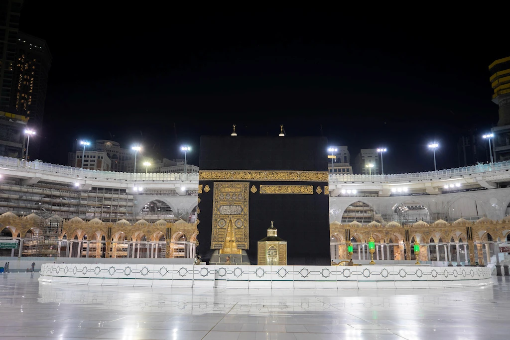 General view of Kaaba at empty Grand Mosque, as a preventive measure against the coronavirus disease (COVID-19), during the holy month of Ramadan, in the holy city of Mecca, Saudi Arabia May 7, 2020. (Reuters)