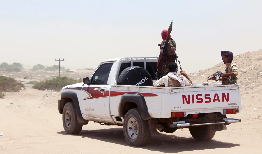 Fighters from of the Southern Transitional Council gather during clashes with Saudi-backed government forces in the Sheikh Salim area in the southern Abyan province on May 12, 2020. (AFP)
