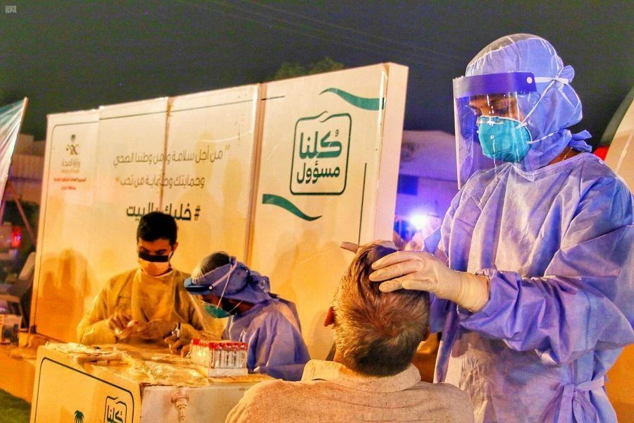 Saudi Arabia announced 10 more deaths from the novel coronavirus COVID-19 and 2,736 new cases of it on Sunday. (File/SPA)