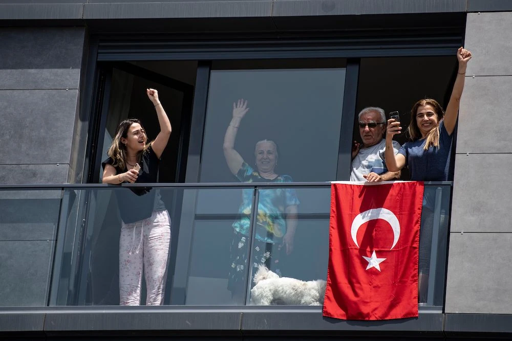 Iranian asylum seeker arrested in Turkey for hanging UK Union Flag towel out to dry