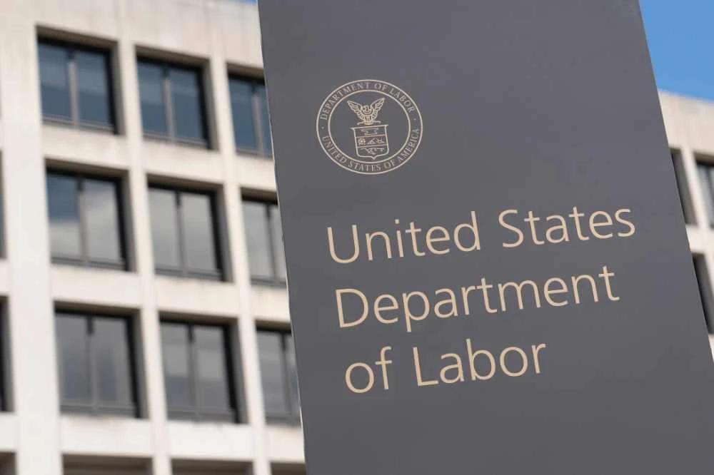 Coronavirus-triggered layoffs in US hit nearly 39 million