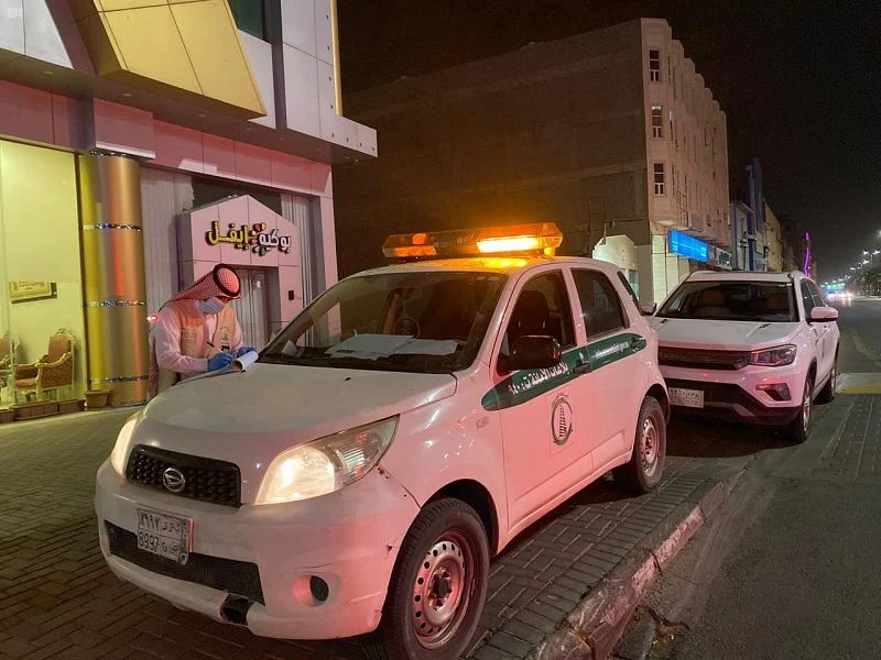 Hundreds of delivery workers fined in Saudi Arabia for safety violations