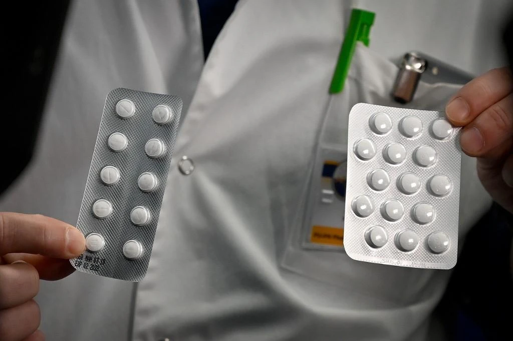 A study in the Lancet medical journal found that administering hydroxychloroquine or its related compound chloroquine actually increased the risk of dying for many patients. (File/AFP)