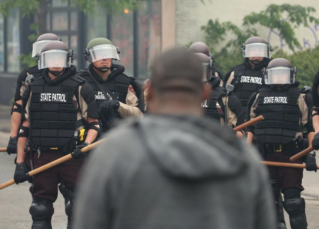 Minneapolis braces for fourth night of riots and arson